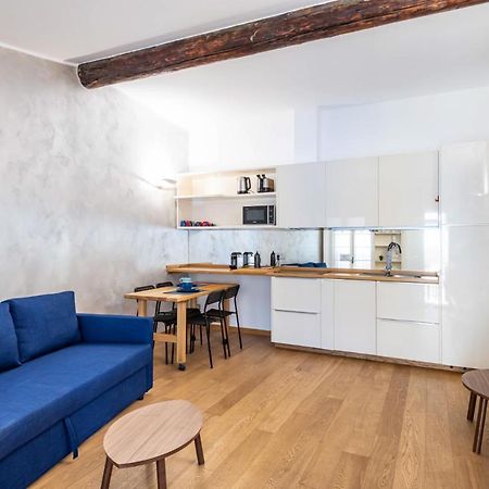 Easylife - Romantico Appartamento Sulla Darsena Milão Exterior foto