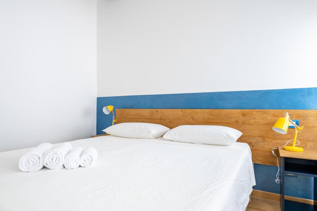 Easylife - Romantico Appartamento Sulla Darsena Milão Exterior foto