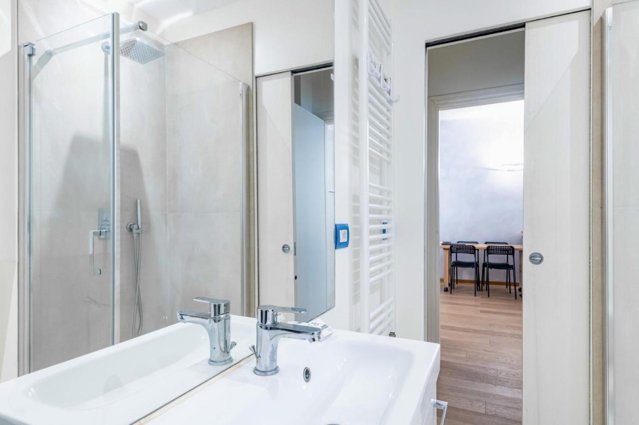 Easylife - Romantico Appartamento Sulla Darsena Milão Exterior foto